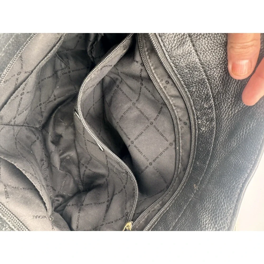 Michael Kors Evie Large Hobo Shoulder Slouch Bag Black Pebbled Leather Purse Poc